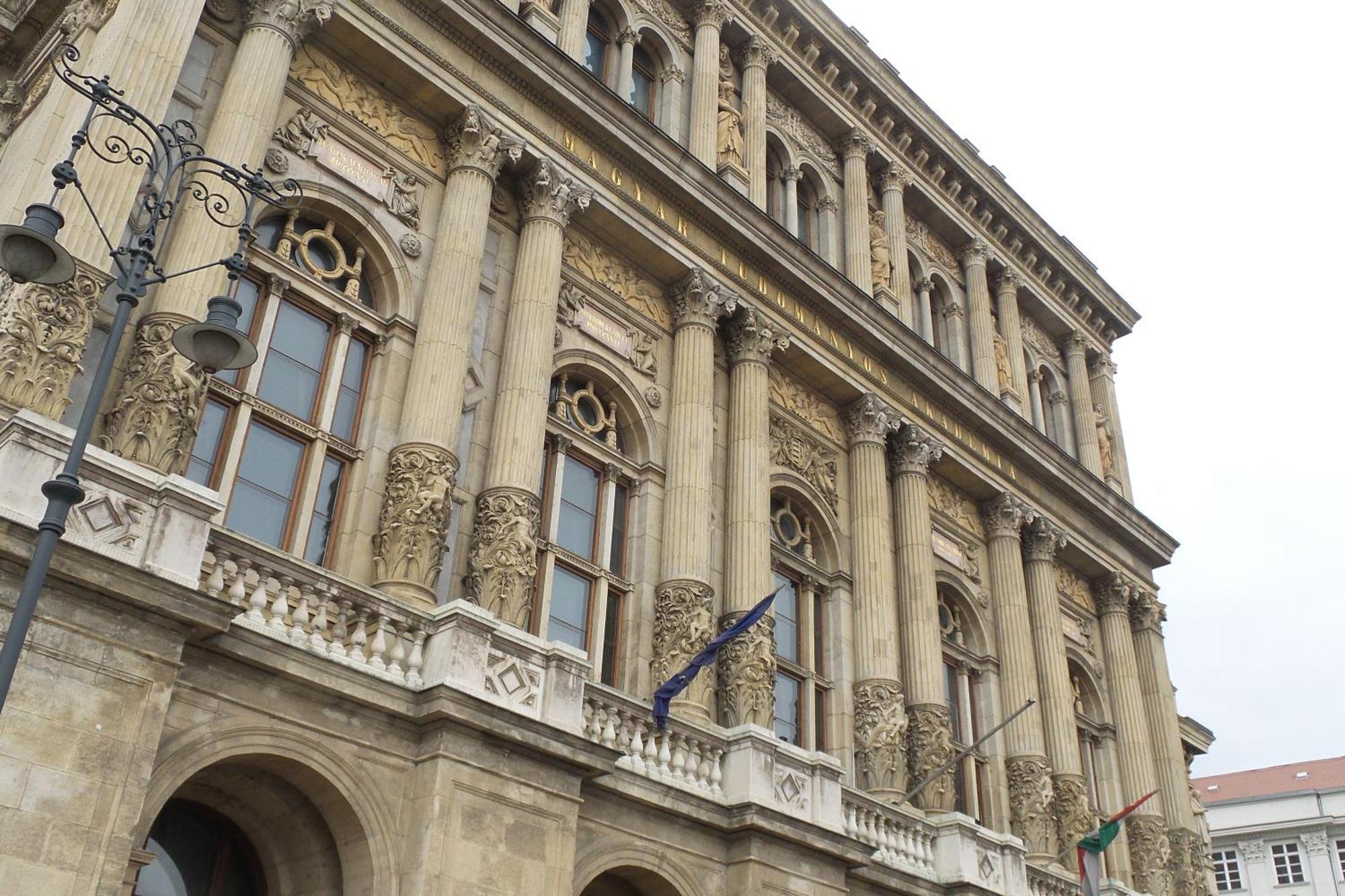 Gold Pearl Apartment 2 Rooms At St Stephen' S Basilica Budapest Exterior photo